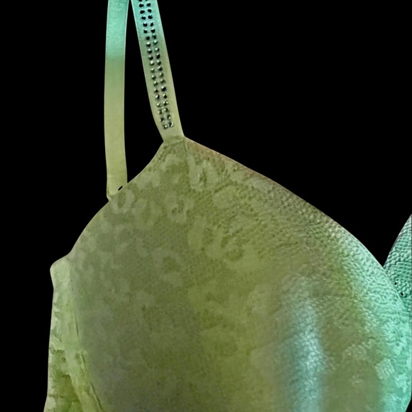 NWT Victoria's Secret Pink Wear Everywhere Super Push-Up Bra 32 C - Picture 4 of 4